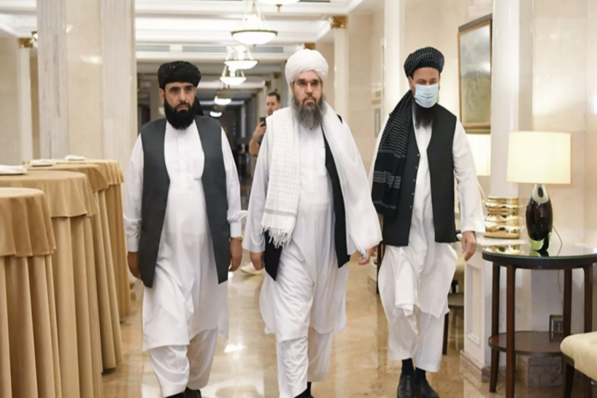 Власти США разрешили вести часть финансовых операций с "Талибаном"