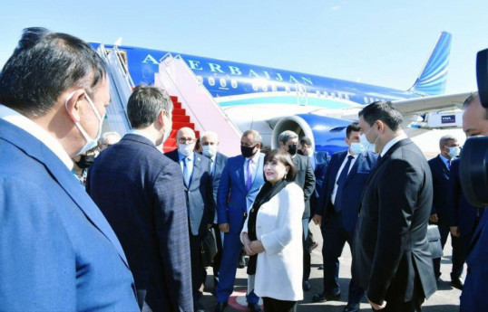 Спикер Милли Меджлиса Азербайджана отправилась с визитом в Казахстан
