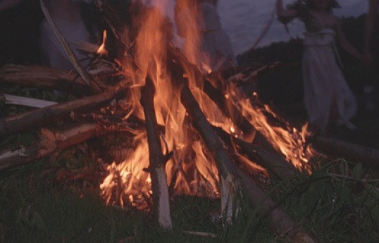 Жители Демократической Республики Конго заживо сожгли женщин