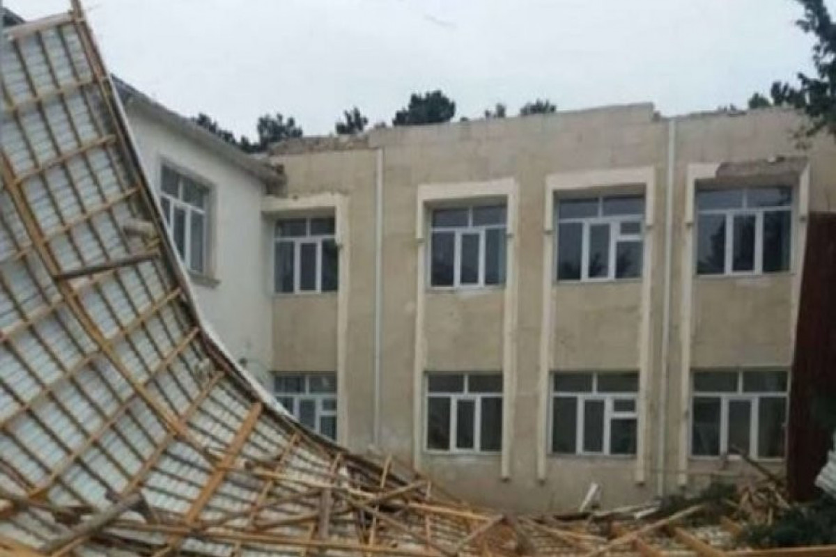 Сильный ветер снес крышу еще одной школы в Азербайджане – В ЭТОТ РАЗ В БАКУ 