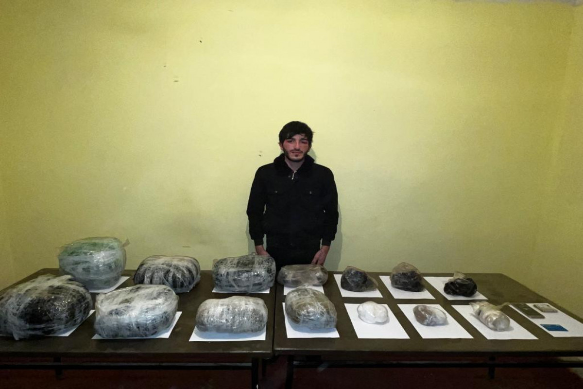 Азербайджанские пограничники изъяли крупные партии наркотиков-ФОТО 