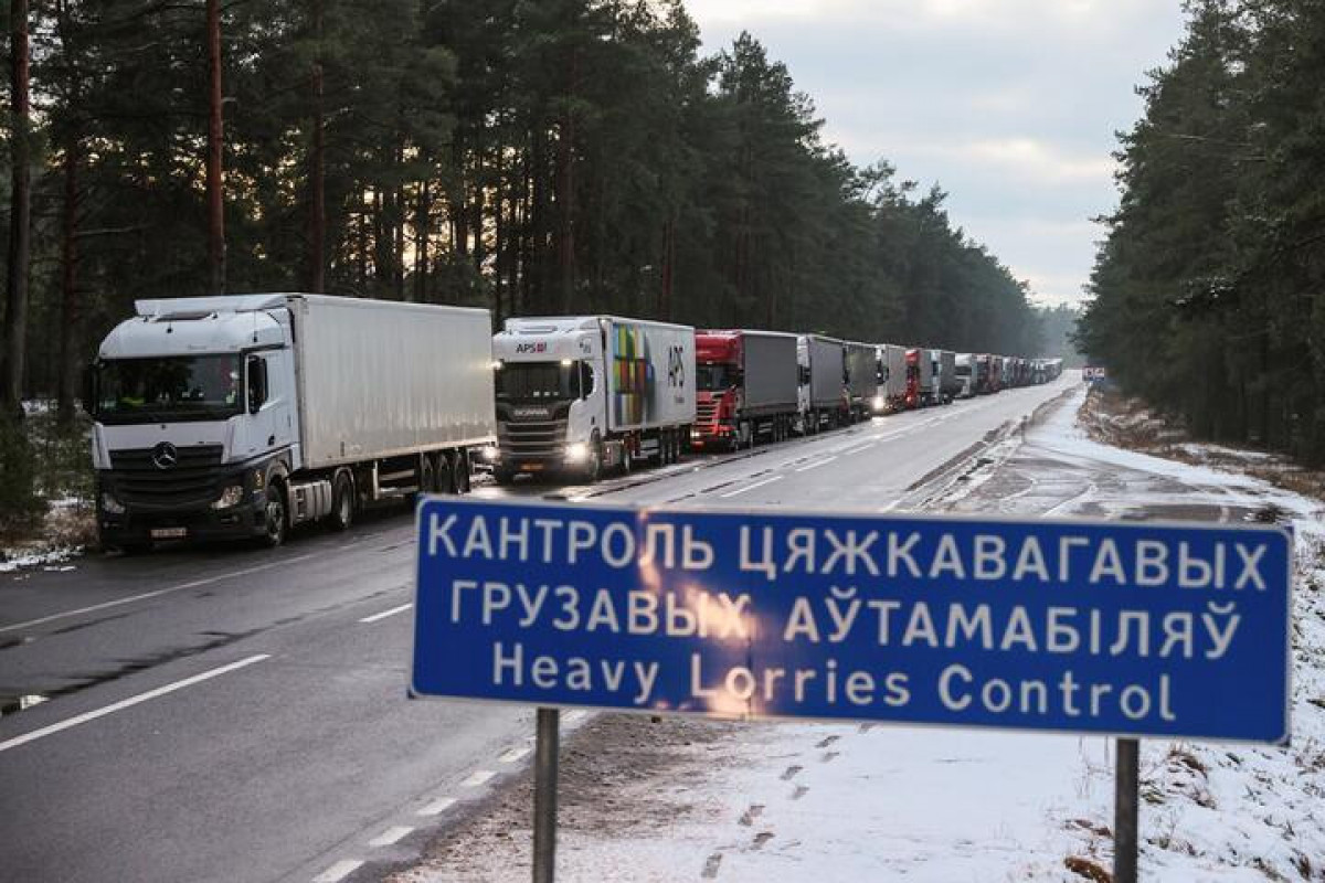 Белорусских грузоперевозчиков обязали покинуть территорию Евросоюза