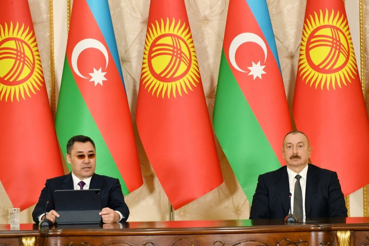 Президент Кыргызстана призвал бизнес Азербайджана приглядеться к инвествозможностям своей страны