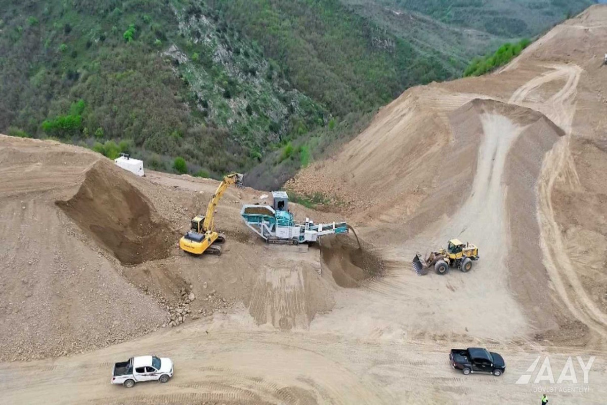 Завершается строительство дороги в обход города Лачин-ФОТО 