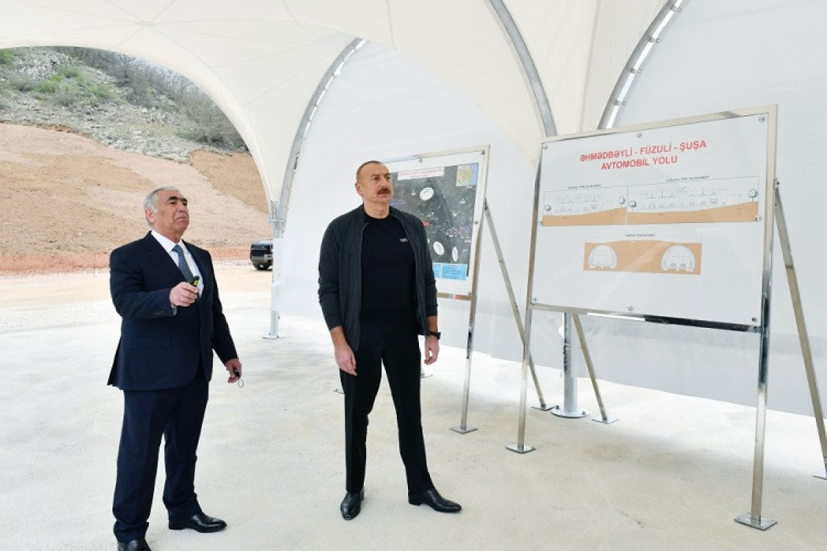 Ильхам Алиев ознакомился с ходом строительства дороги в селе Дашалты Шушинского района-ФОТО 