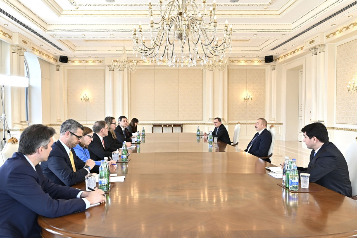 Президент Ильхам Алиев принял заместителя помощника госсекретаря США-ОБНОВЛЕНО 