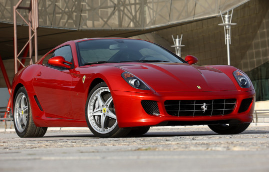 В Финляндии конфисковали два Ferrari российского олигарха