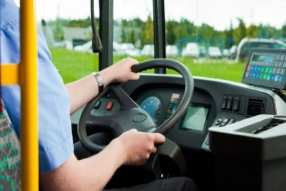В Баку задержан водитель, управлявший автобусом под действием наркотиков