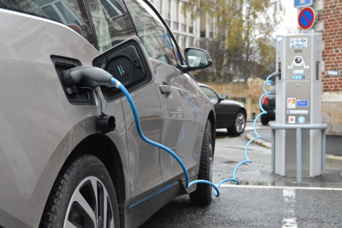 В Азербайджане станет проще покупать электромобили и гибридные автомобили в кредит -ПОДРОБНОСТИ 