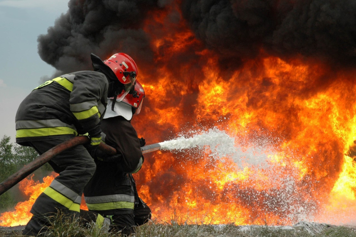 Возле опасной минной зоны в Суговушане произошел пожар