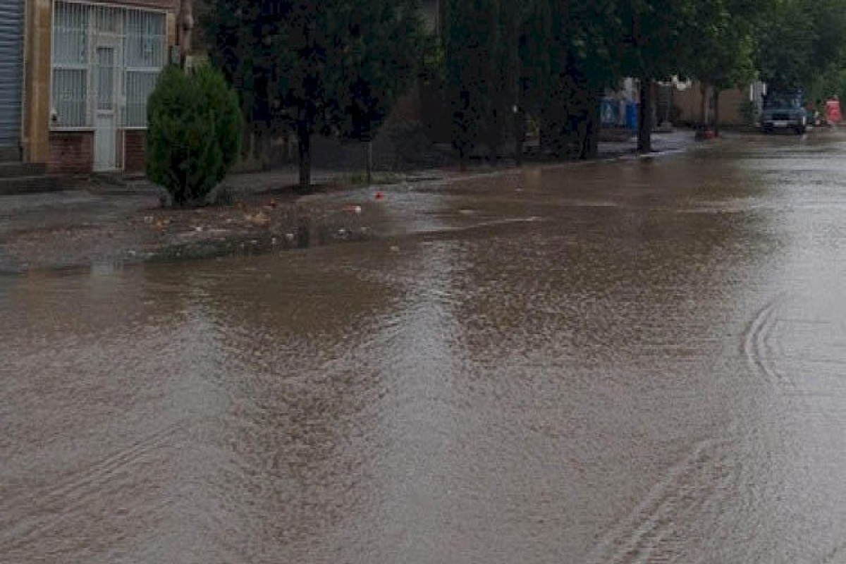 Сильные дожди вызвали наводнения в Гяндже