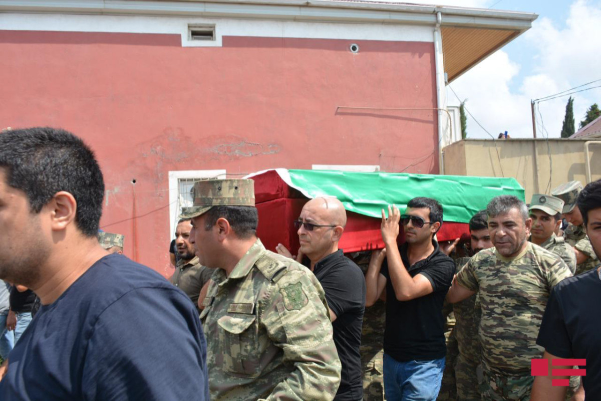 В Баку простились с погибшим военнослужащим азербайджанской армии-ФОТО 