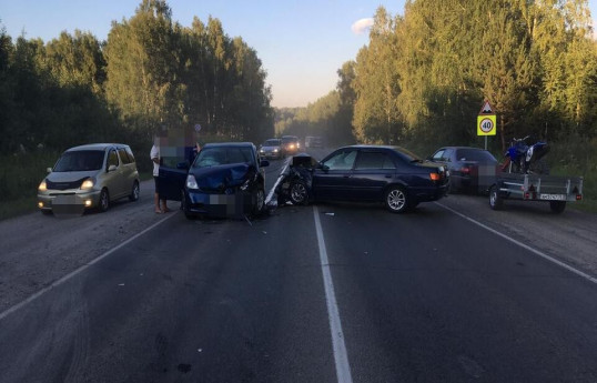 В аварии под Томском пострадали пять человек-ФОТО 