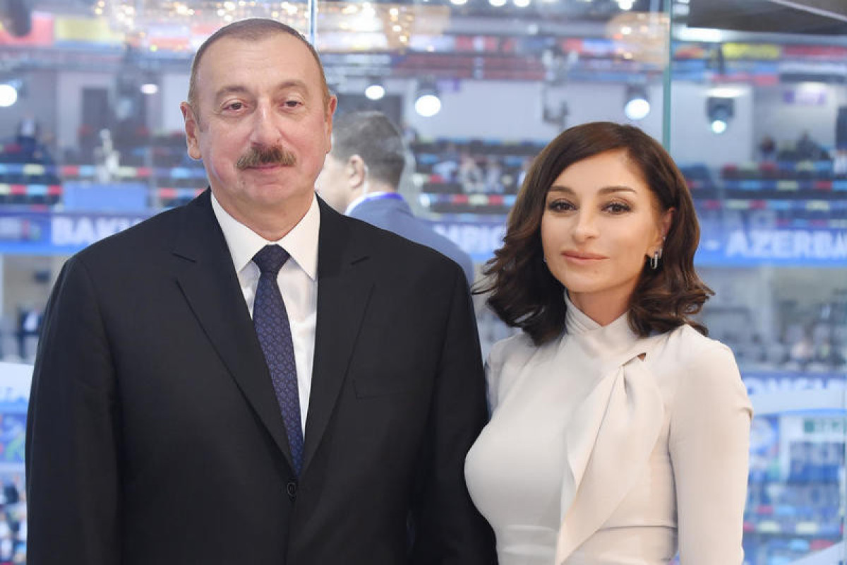 Ильхам Алиев и Мехрибан Алиев встретились со спортсменами, представляющими Азербайджан на Исламиаде в Конье