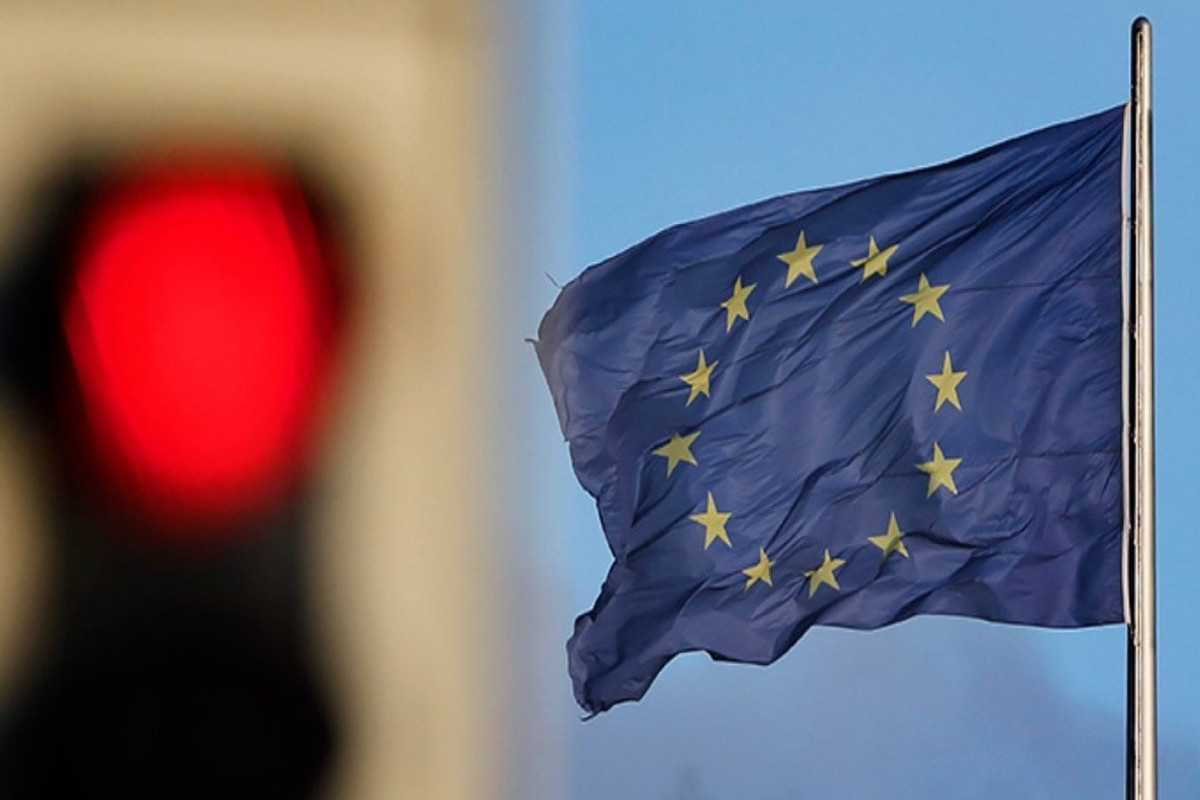 ЕС рассмотрит новый пакет санкций против России