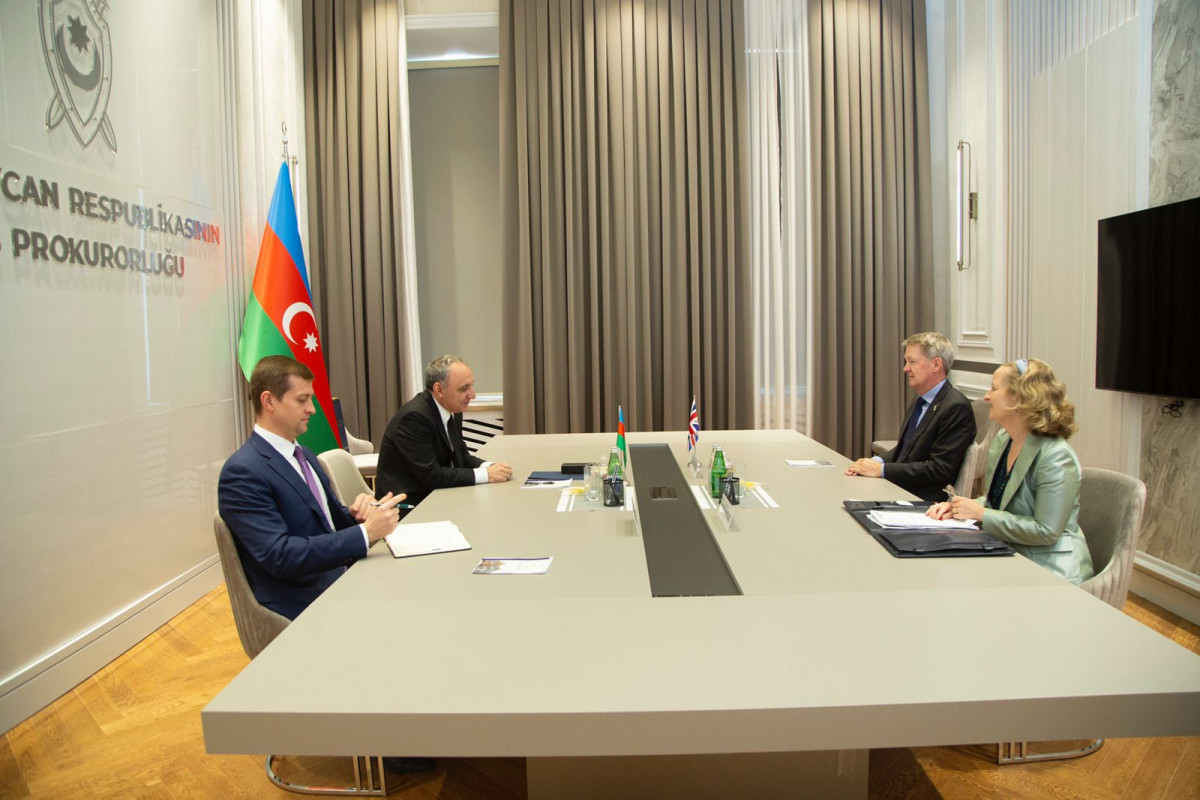 Генпрокурор Азербайджана обсудил с послом Британии нападение на посольство в Лондоне