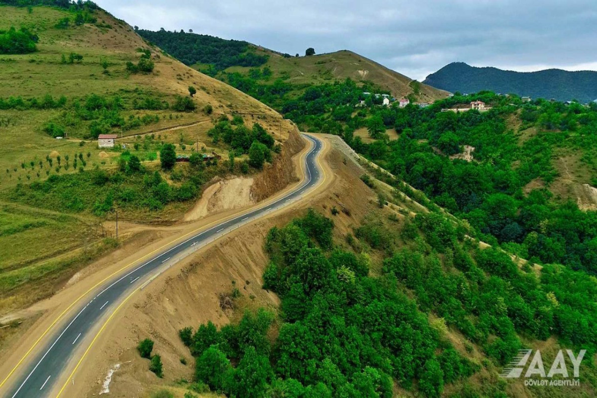 Завершилось строительство новой автодороги в объезд города Лачин-ФОТОСЕССИЯ -ВИДЕО 
