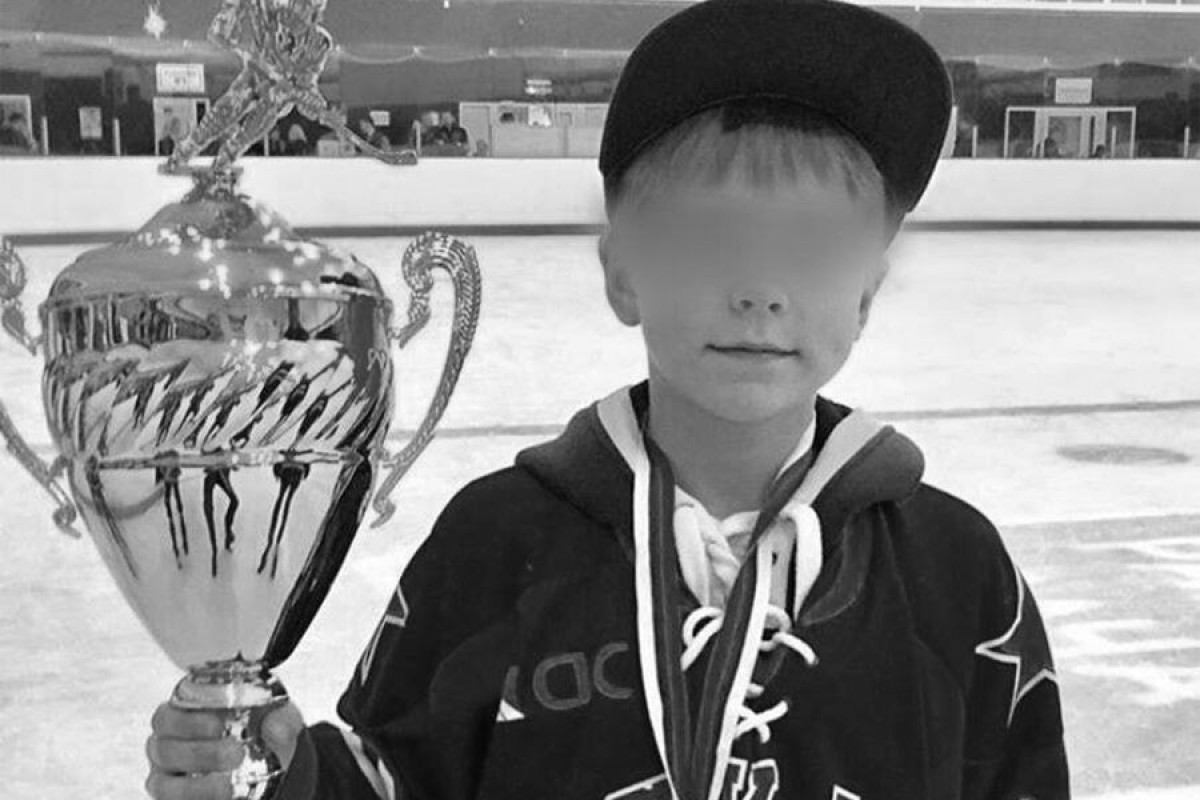 В Петербурге 14-летний хоккеист СКА умер на тренировке после попадания шайбы в грудь