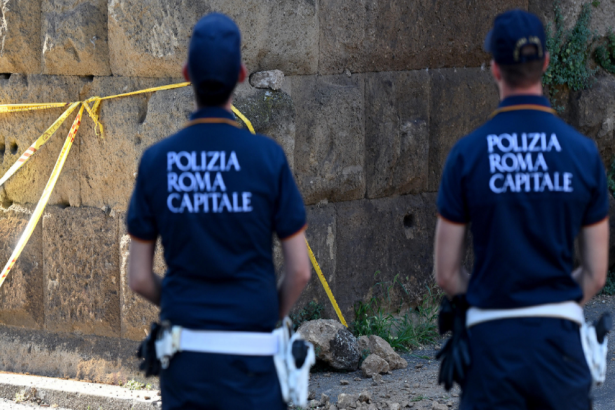 В Италии полицейским пришлось налетчиков не арестовывать, а спасать