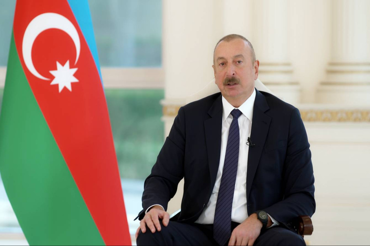 Ильхам Алиев в поселке Басгал дал интервью азербайджанскому телевидению