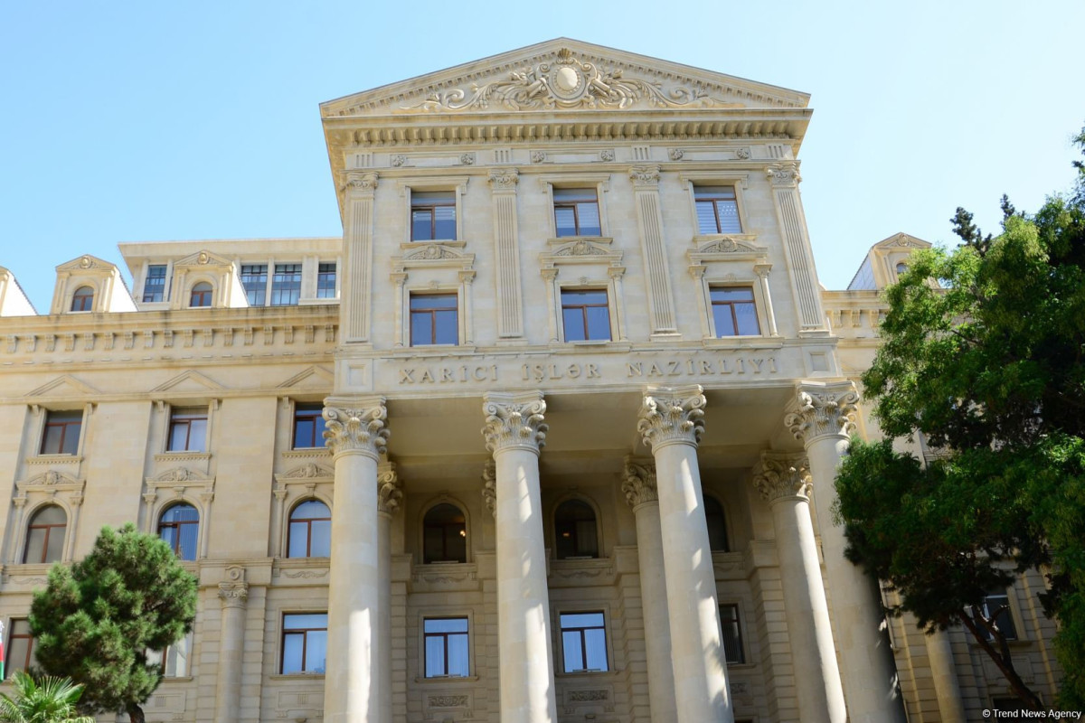 МИД Азербайджана утвердил правила аккредитации представителей иностранных СМИ