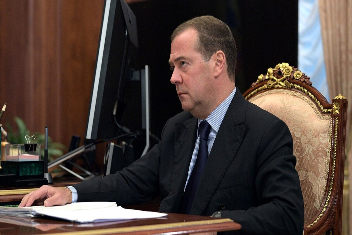 Медведев высказался о причинах операции в Украине