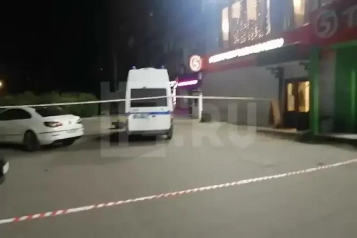 Перестрелка в московском кафе: один человек погиб, двое находятся в тяжелом состоянии-ВИДЕО 