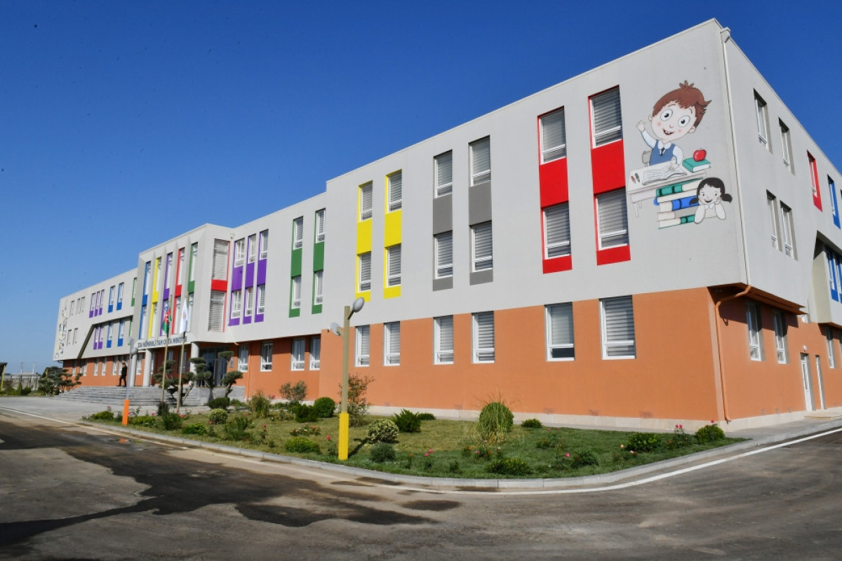 Мехрибан Алиева приняла участие в открытии зданий средней школы и яслей-детсада в Баку