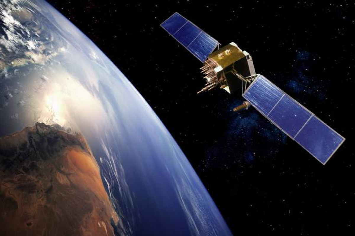 Азербайджан планирует запустить на орбиту еще один спутник