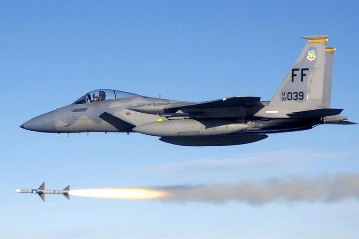 США перебросили группу истребителей F-15 на авиабазу в Польше