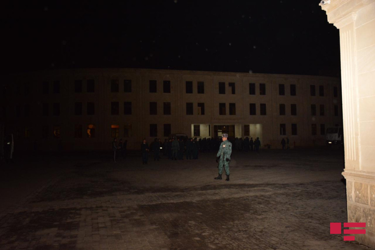 В Академии Госпогранслужбы Азербайджана произошел пожар, есть пострадавшие -ВИДЕО -ФОТО -ОБНОВЛЕНО 