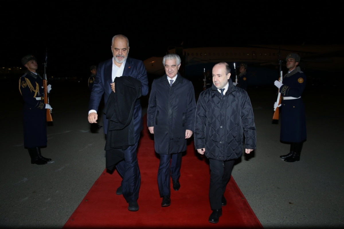Премьер-министр Албании прибыл с рабочим визитом в Азербайджан -ФОТО 
