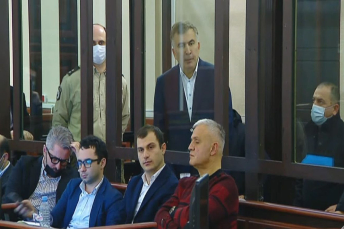 Саакашвили от руки написал обращение к своим сторонникам -ФОТО 