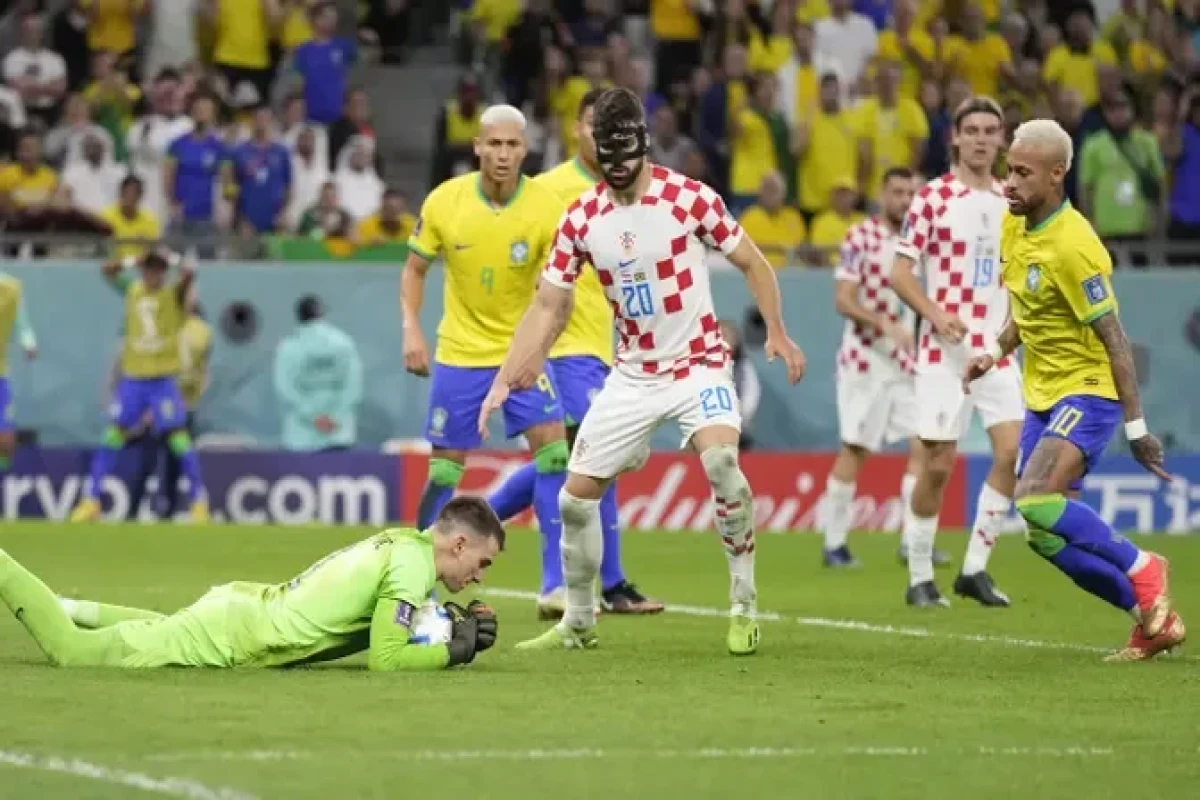 Сборная Хорватии обыграла бразильцев в серии пенальти и вышла в полуфинал