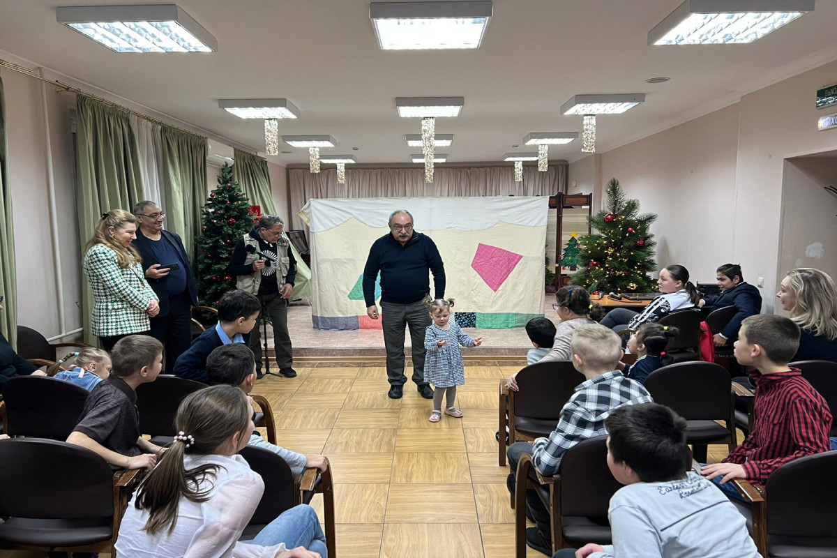 В Москве по инициативе Лейлы Алиевой организован новогодний праздник для детей-сирот-ФОТО 