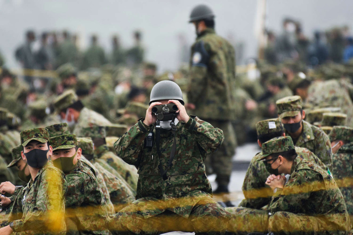 Япония откажется от принципа военной сдержанности и удвоит военные расходы