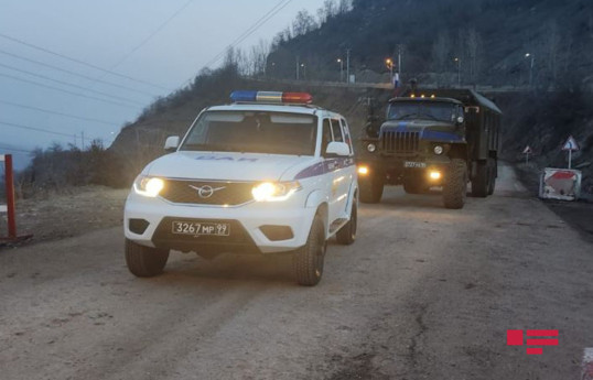 Автомобили снабжения РМС вновь беспрепятственно проехали через место проведения акции на дороге Ханкенди-Лачин-ФОТО -ВИДЕО 