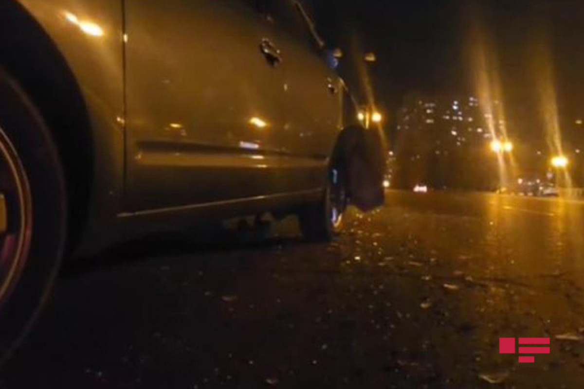 В Баку произошла авария с участием автобуса
-ФОТО 