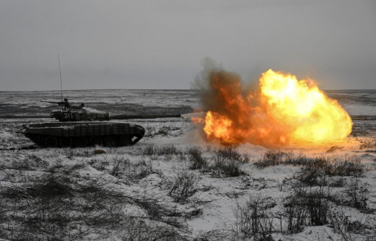 Появились кадры ввода на территорию Украины российских войск со стороны Беларуси-ВИДЕО 