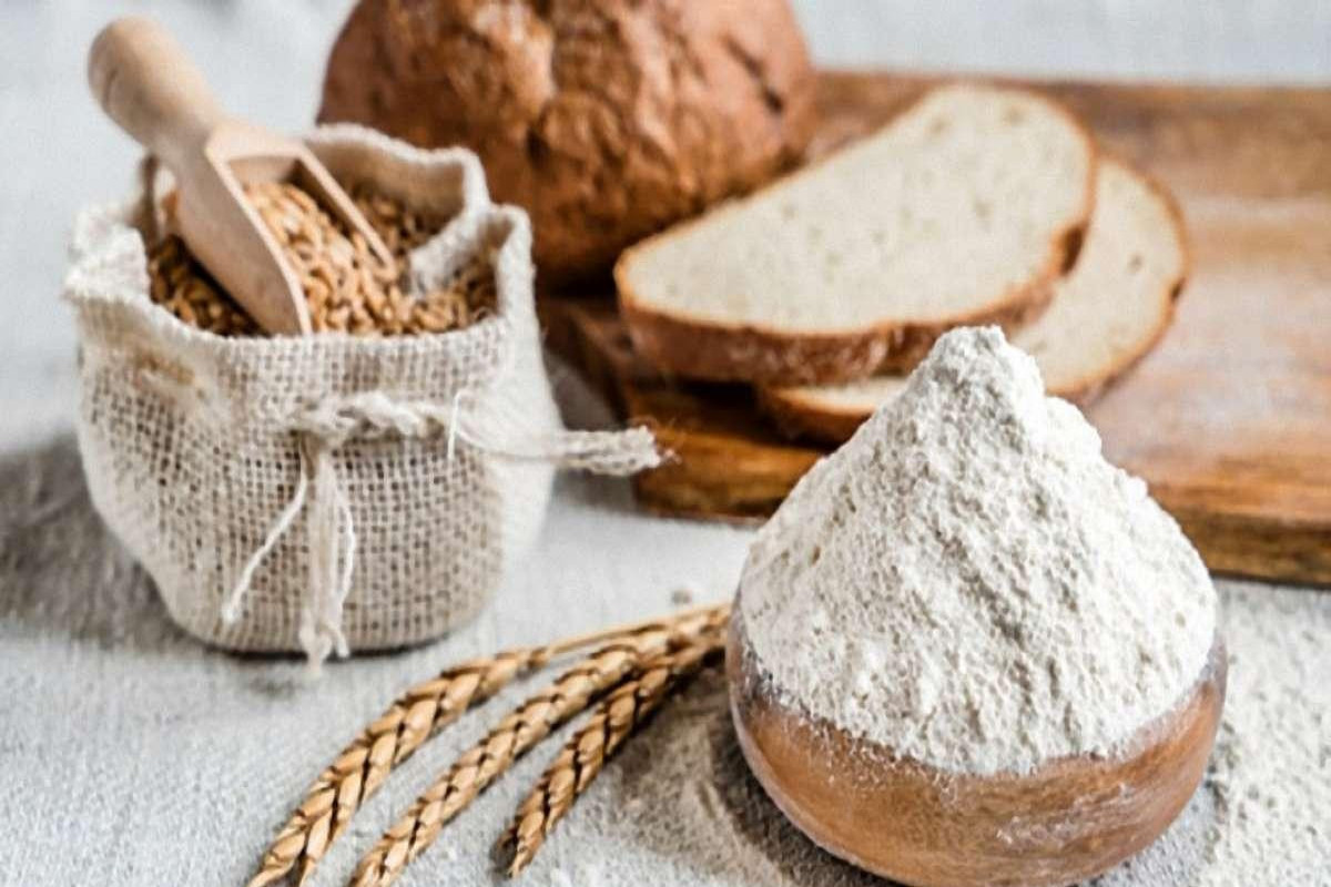 В Азербайджане установлены максимальные цены на муку и хлеб
