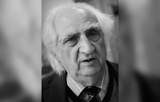 Поэт и писатель Александр Тимофеевский