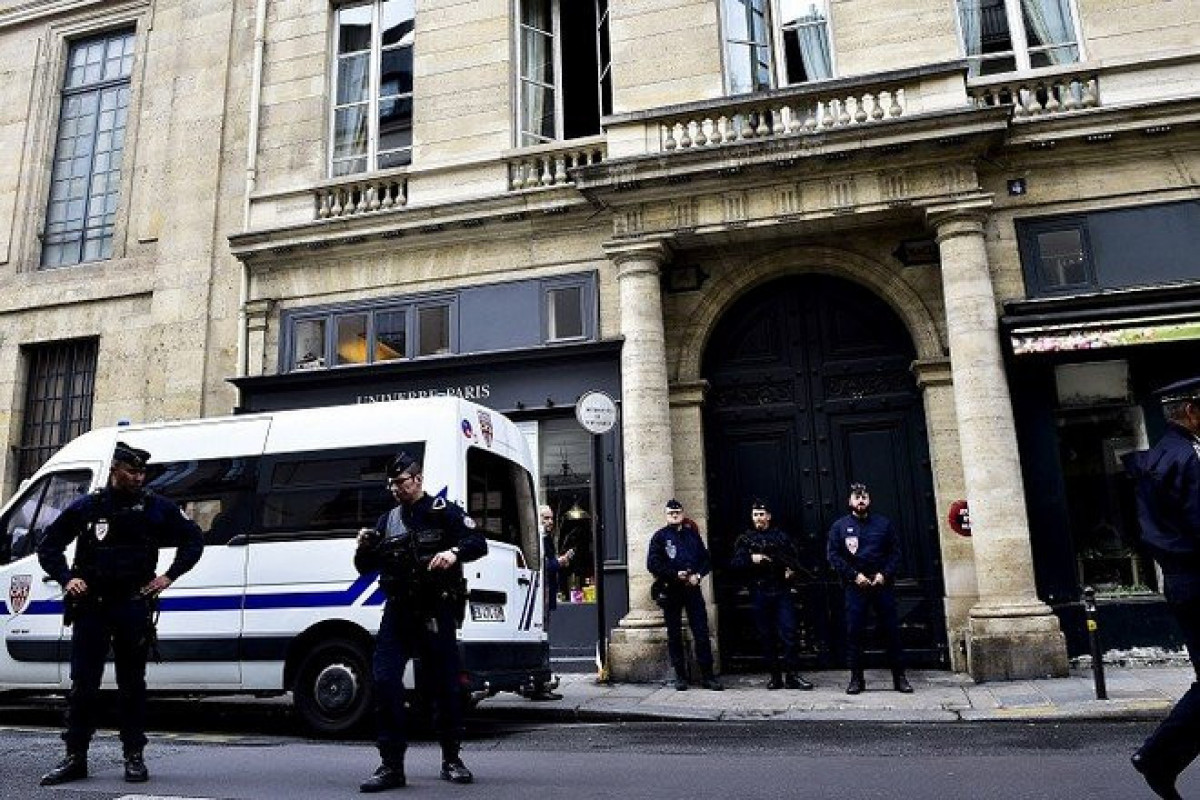 Француза посадили на 4 года за публикацию фото жертвы террориста в соцсети