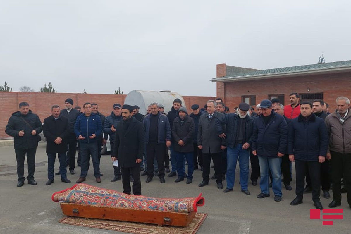 В Гяндже прошли похороны заслуженного артиста Азербайджана-ФОТО -ОБНОВЛЕНО 