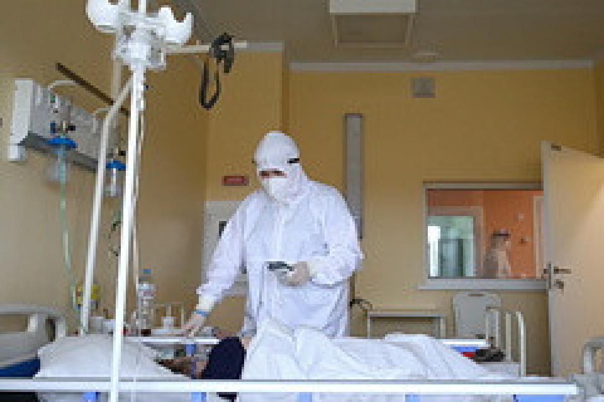 В России за сутки от коронавируса скончались 763 человека