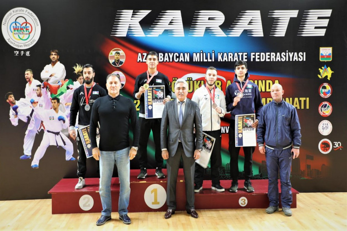 Спортсмены команды МЧС по карате добились успеха на чемпионате Азербайджана-ФОТО 