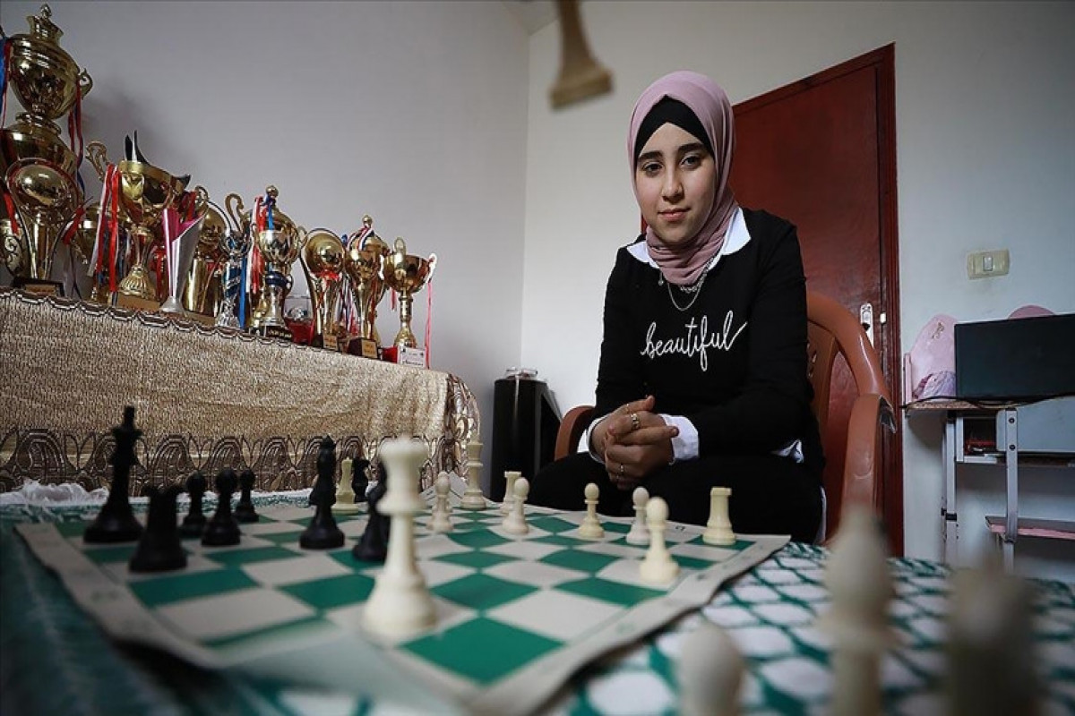 13-летняя мусульманка планирует стать лучшей шахматисткой мира