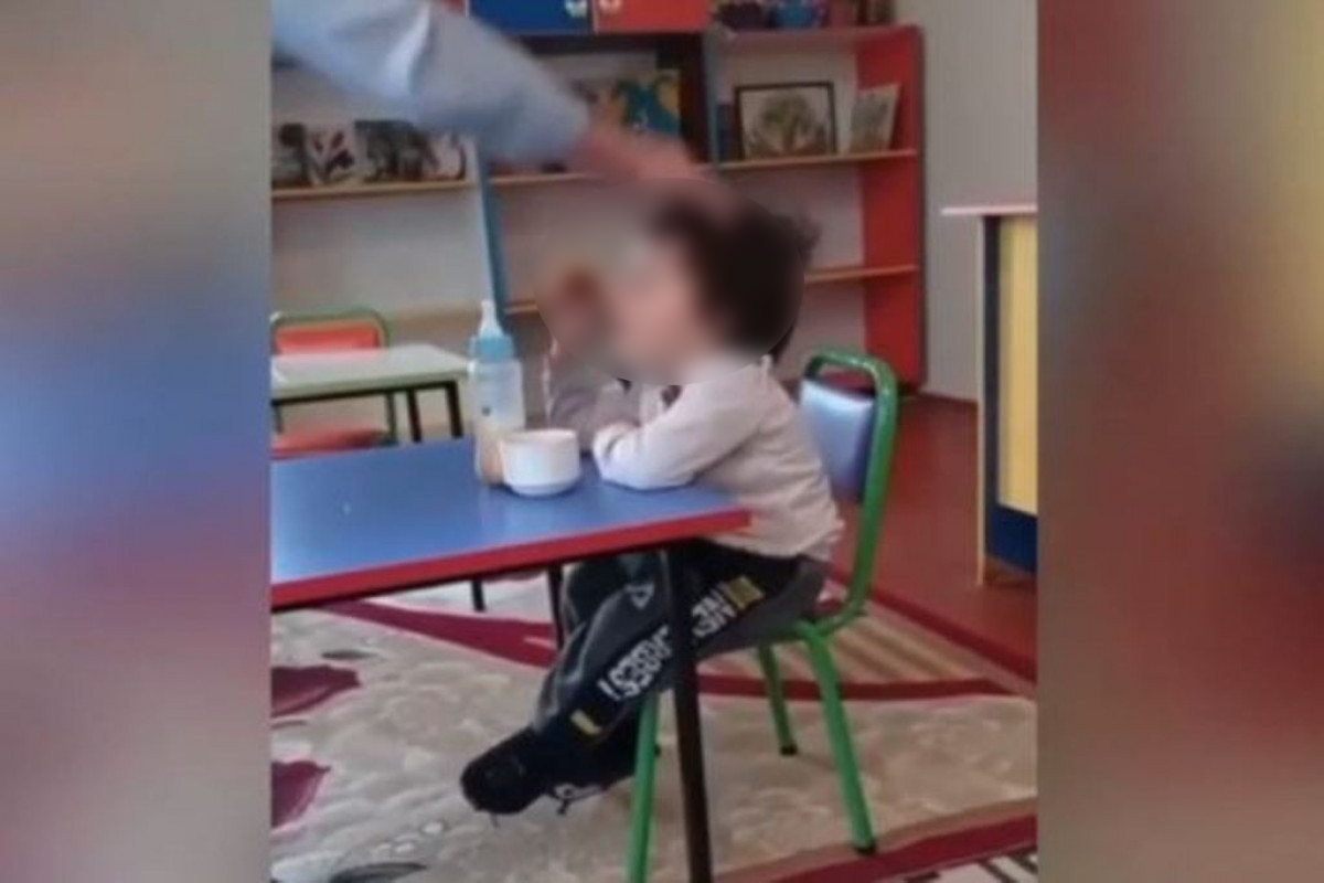Ударившая ребенка воспитательница детского сада уволена  -ОБНОВЛЕНО  