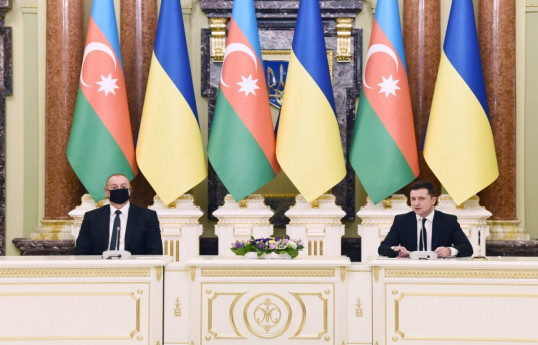 Президенты Азербайджана и Украины обсудили расширение транспортных коридоров в рамках ГУАМ