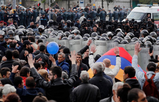 В Армении проходит акция протеста недовольных результатами выборов в регионах  