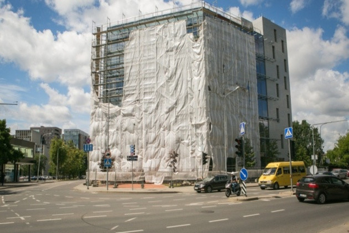 В Литве снесут недостроенный "Дом Москвы"